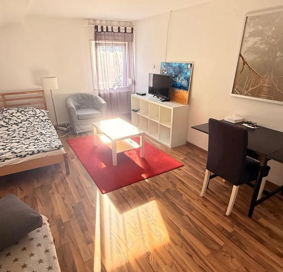 Privat bolig Ruhige 2 Zimmerwohnung-Wohnung Stuttgart Tyskland